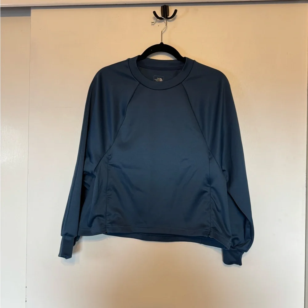 The North Face Women's‎ Blue Crewneck
